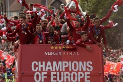 曼联新秀拉门斯：费迪南德赞誉潜力，英超征程展望与挑战